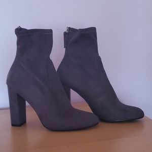 Steve Madden Women's Brisk Block-Heel Boot